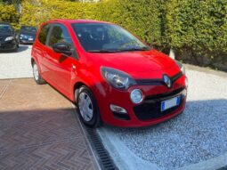 
 Renault Twingo Renault Twingo 1.2 16V BVR Live full									