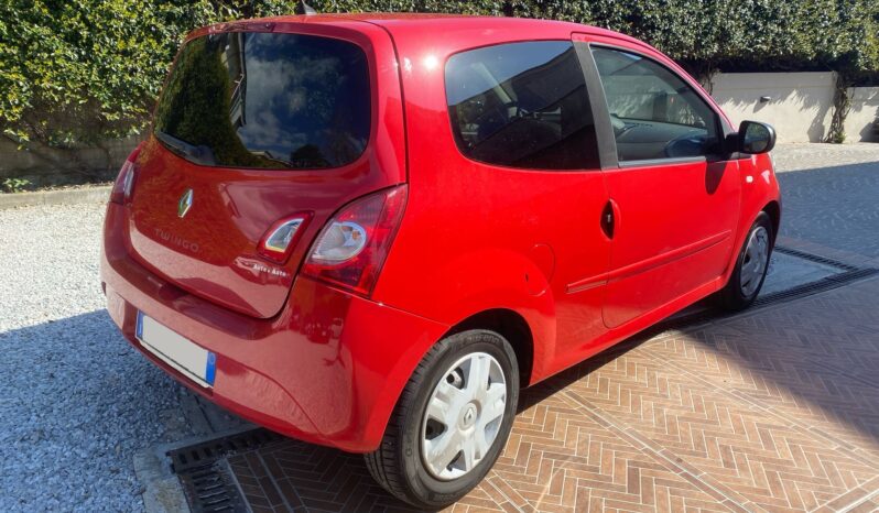 
 Renault Twingo Renault Twingo 1.2 16V BVR Live full									