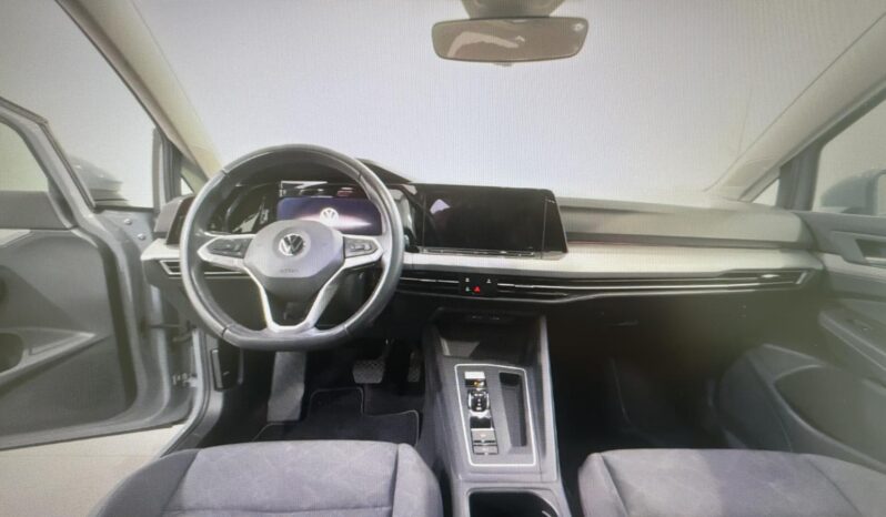 
 VOLKSWAGEN Golf 1.0 eTSI EVO DSG Life full									