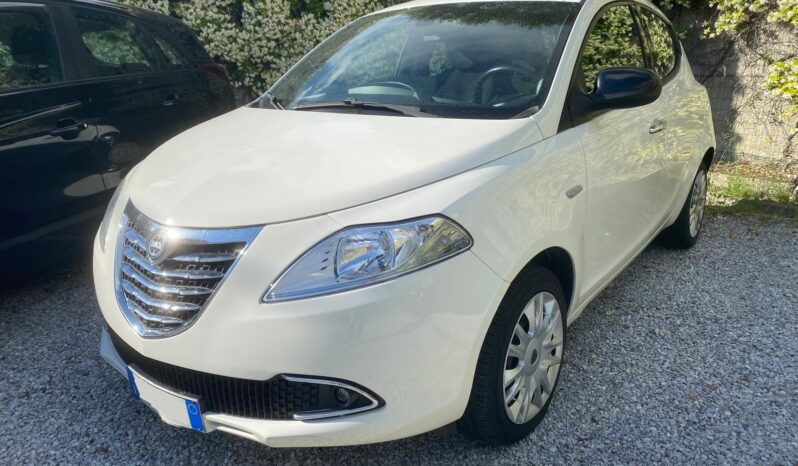 
 Lancia Ypsilon 1.3 MJT 16V 95 CV 5 porte S&S Gold full									