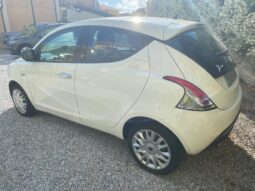 
 Lancia Ypsilon 1.3 MJT 16V 95 CV 5 porte S&S Gold full									