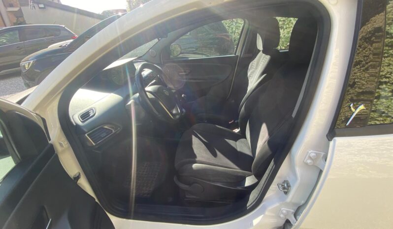 
 Lancia Ypsilon 1.3 MJT 16V 95 CV 5 porte S&S Gold full									