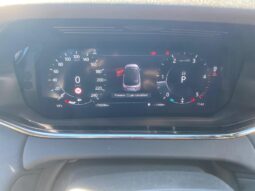 
 Land Rover Evoque 2.0D MHEV R-DYNAMIQUE SE AWD204 CV full									