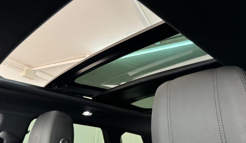 
 Land Rover Evoque 2.0D MHEV R-DYNAMIQUE SE AWD204 CV full									