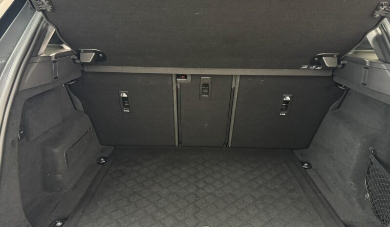 
 Land Rover Evoque 2.0D MHEV R-DYNAMIQUE SE AWD204 CV full									