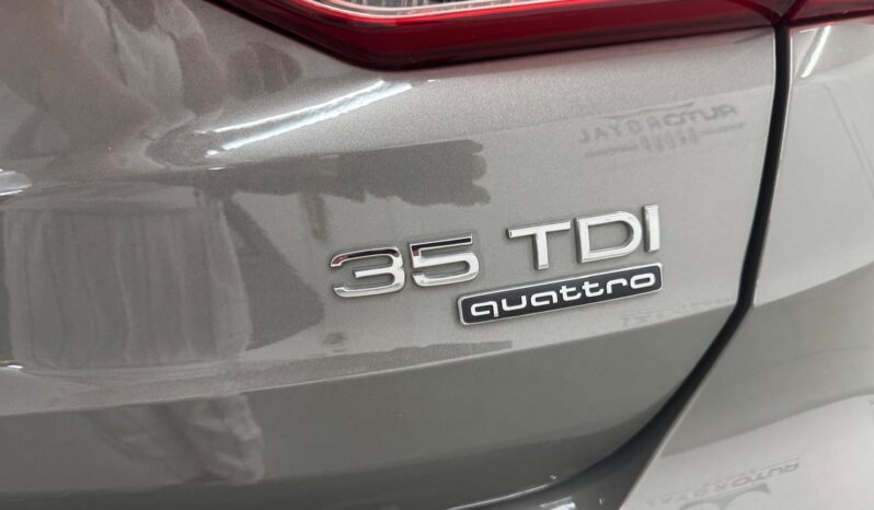 
 Audi Q3 35 2.0 TDI S line edition quattro full									