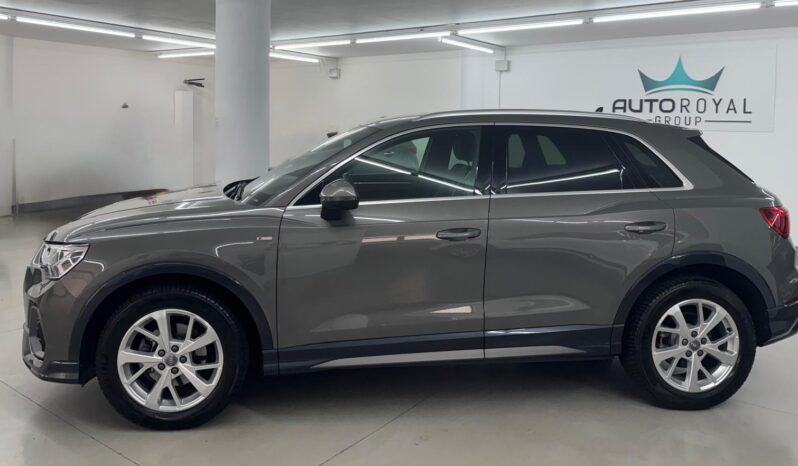 
 Audi Q3 35 2.0 TDI S line edition quattro full									
