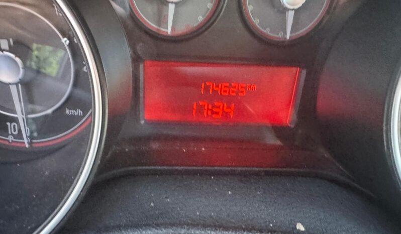 
 Fiat Punto Punto III 2012 5p 1.3 mjt II 16v Lounge 75cv E5+ full									
