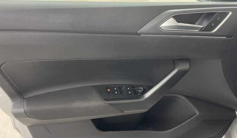 
 Taigo 1.0 TSI R-Line 110cv full									