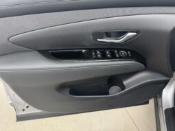 
 Tucson 1.6 hev at 2wd exellence full									