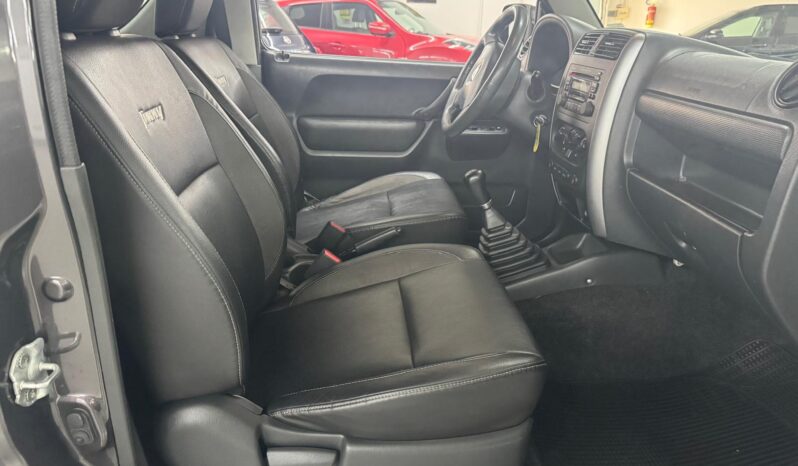 
 Suzuki Jimny 1.3 4WD Evolution full									