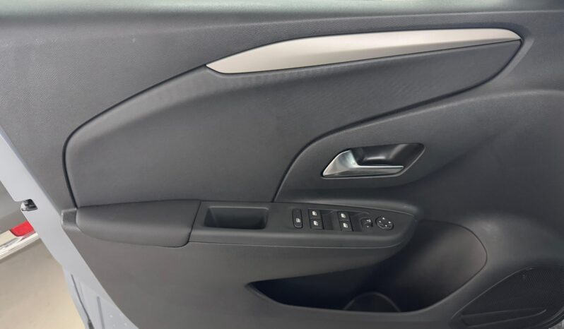 
 Opel Corsa 1.2 Edition full									
