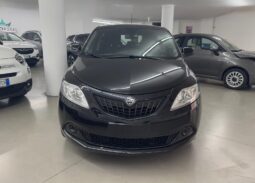 
 Lancia Ypsilon 1.0 FireFly S&S Hybrid Oro full									