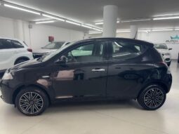 Lancia Ypsilon 1.0 FireFly S&S Hybrid Oro
