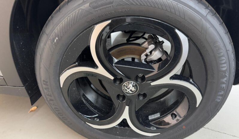 
 ALFA ROMEO Junior 1.2 136cv Hybrid eDCT6 full									
