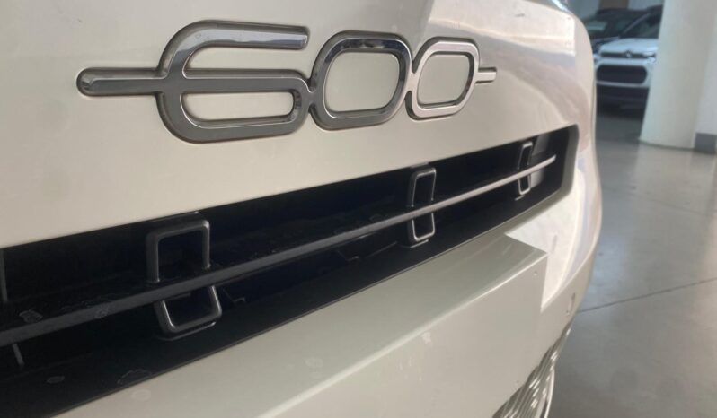 
 Fiat 600 Hybrid DCT MHEV full									