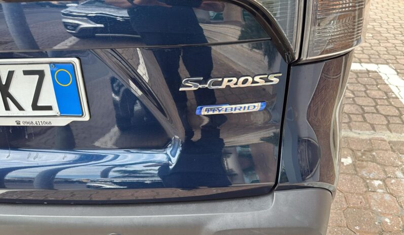 
 Suzuki S-Cross 1.4 Hybrid Top+ full									