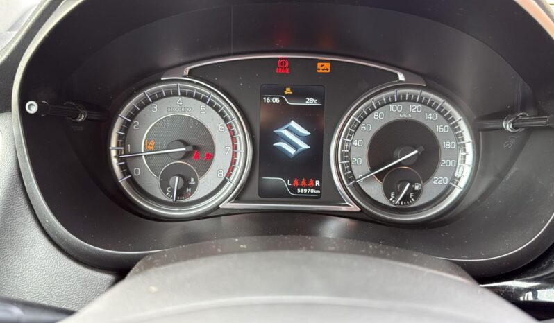 
 Suzuki S-Cross 1.4 Hybrid Top+ full									