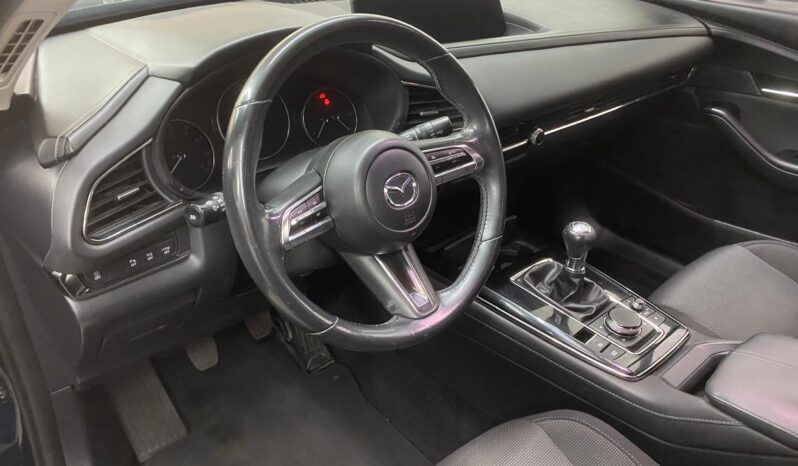 
 Mazda CX-30 2.0L E-Skyactive Hybrid Executive full									