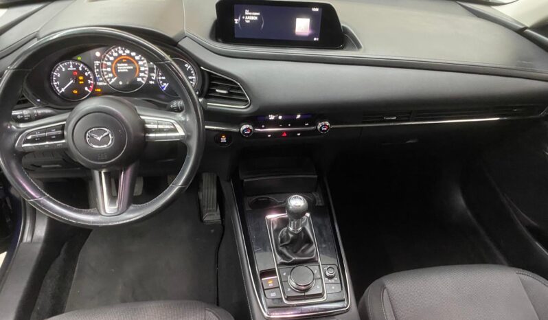 
 Mazda CX-30 2.0L E-Skyactive Hybrid Executive full									