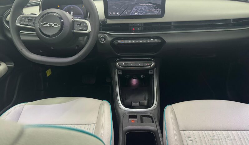 
 Fiat 600 Hybrid 110cv DCT MHEV LA PRIMA full									