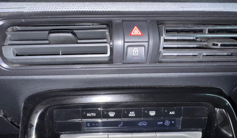 
 Citroen C3 PureTech 100 cv S&S PLUS full									