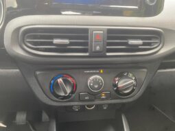 
 Hyundai I10 1.0 MT Connectline full									