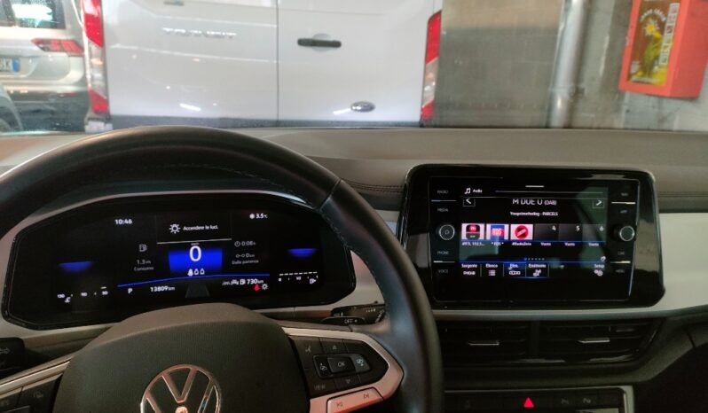 
 Volkswagen T-Roc 2.0 TDI SCR 150 CV DSG full									