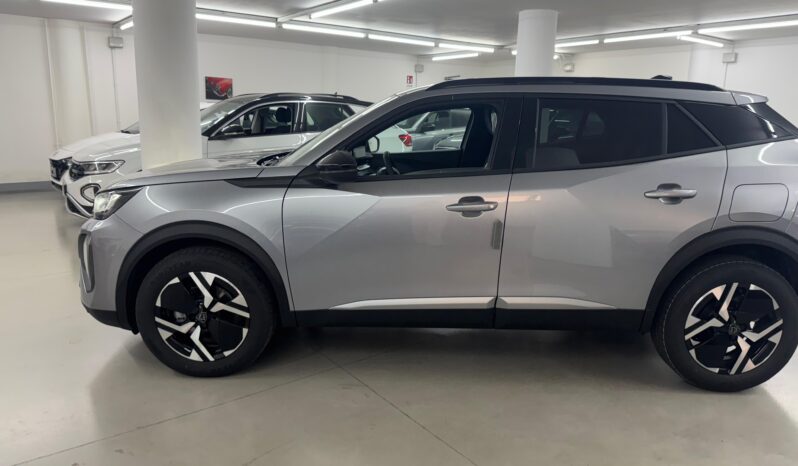 
 Peugeot 2008 PureTech 100 S&S Allure full									