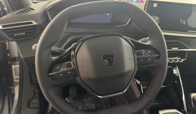 
 Peugeot 2008 PureTech 100 S&S Allure full									