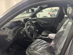 
 Peugeot 2008 PureTech 100 S&S Allure full									