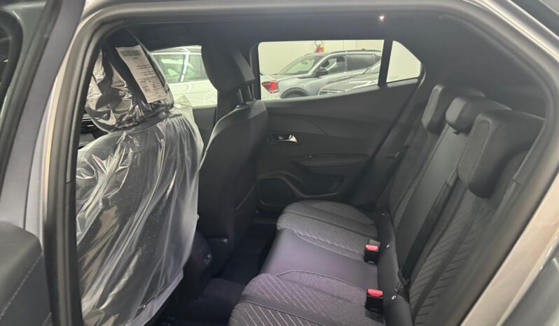 
 Peugeot 2008 PureTech 100 S&S Allure full									