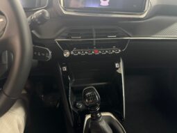 
 Peugeot 2008 PureTech 100 S&S Allure full									