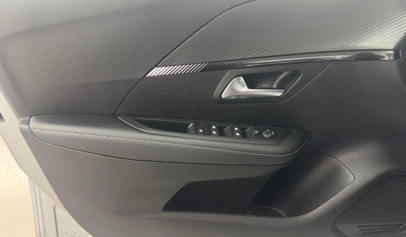 
 Peugeot 208 PureTech 100 Stop&Start 5 porte Allure full									