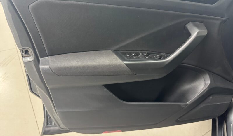 
 Volkswagen T-Roc 2.0 TDI SCR 115 CV full									