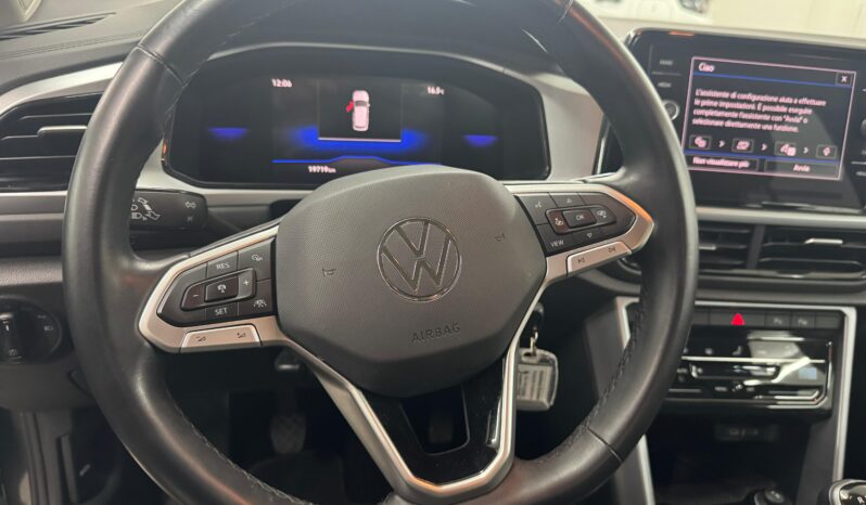 
 Volkswagen T-Roc 2.0 TDI SCR 115 CV full									