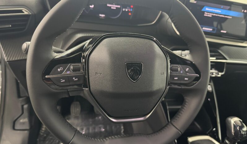 
 Peugeot 2008 PureTech 100 S&S Allure full									