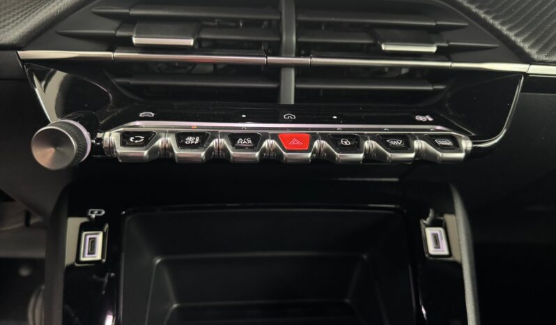 
 Peugeot 2008 PureTech 100 S&S Allure full									