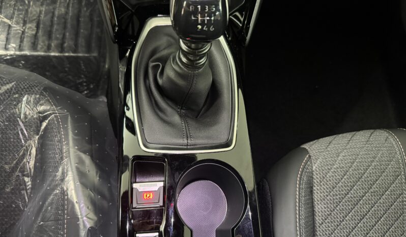 
 Peugeot 2008 PureTech 100 S&S Allure full									