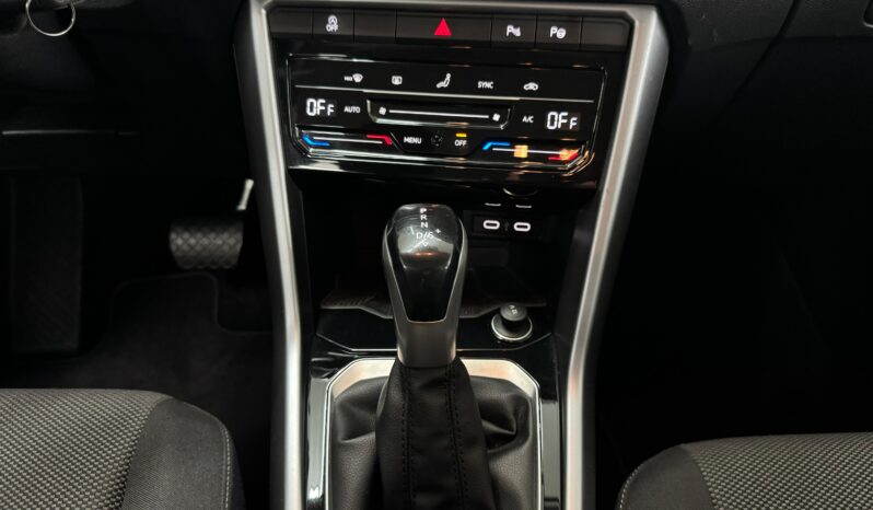 
 Volkswagen T-Roc 2.0 TDI SCR 150 CV DSG full									