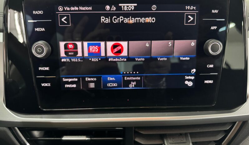 
 Volkswagen T-Roc 2.0 TDI SCR 150 CV DSG full									