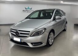 
 Mercedes-benz B 200 Premium full									