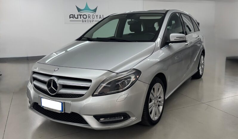 
 Mercedes-benz B 200 Premium full									