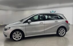 
 Mercedes-benz B 200 Premium full									