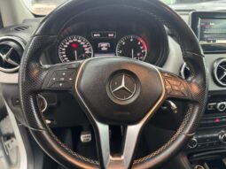 
 Mercedes-benz B 200 Premium full									