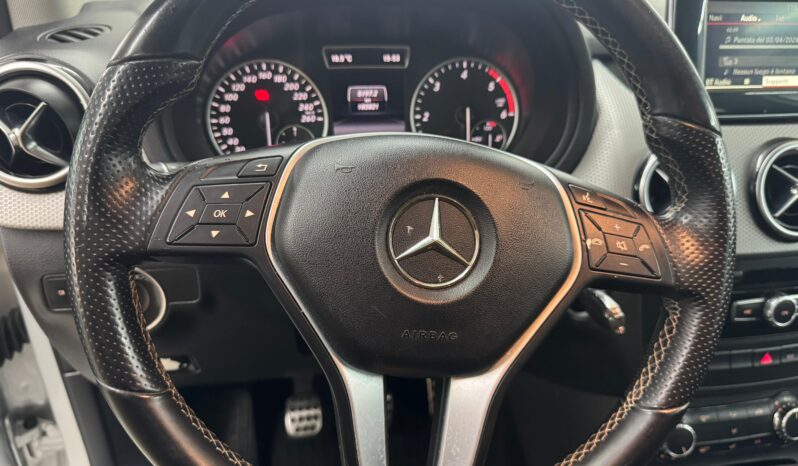 
 Mercedes-benz B 200 Premium full									