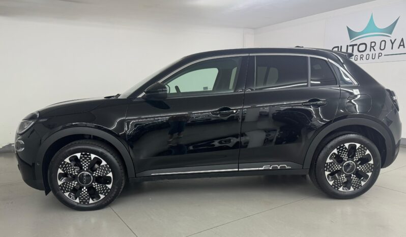 
 Fiat 600 Hybrid 110cv DCT MHEV LA PRIMA full									