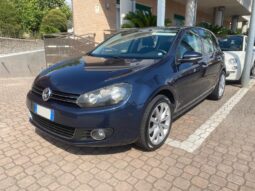 
 Volkswagen Golf 2.0 TDI 140 cv Highline full									