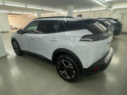 
 Peugeot 2008 PureTech 100 S&S Allure full									