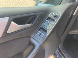 
 Volkswagen Golf 2.0 TDI 140 cv Highline full									